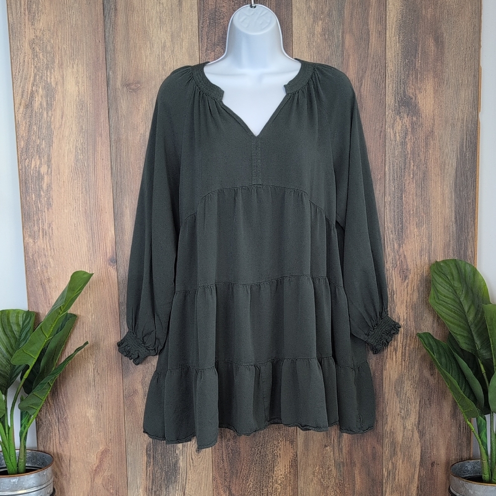 Easel Forest Green Tiered Mini V Neck Dress M Q209